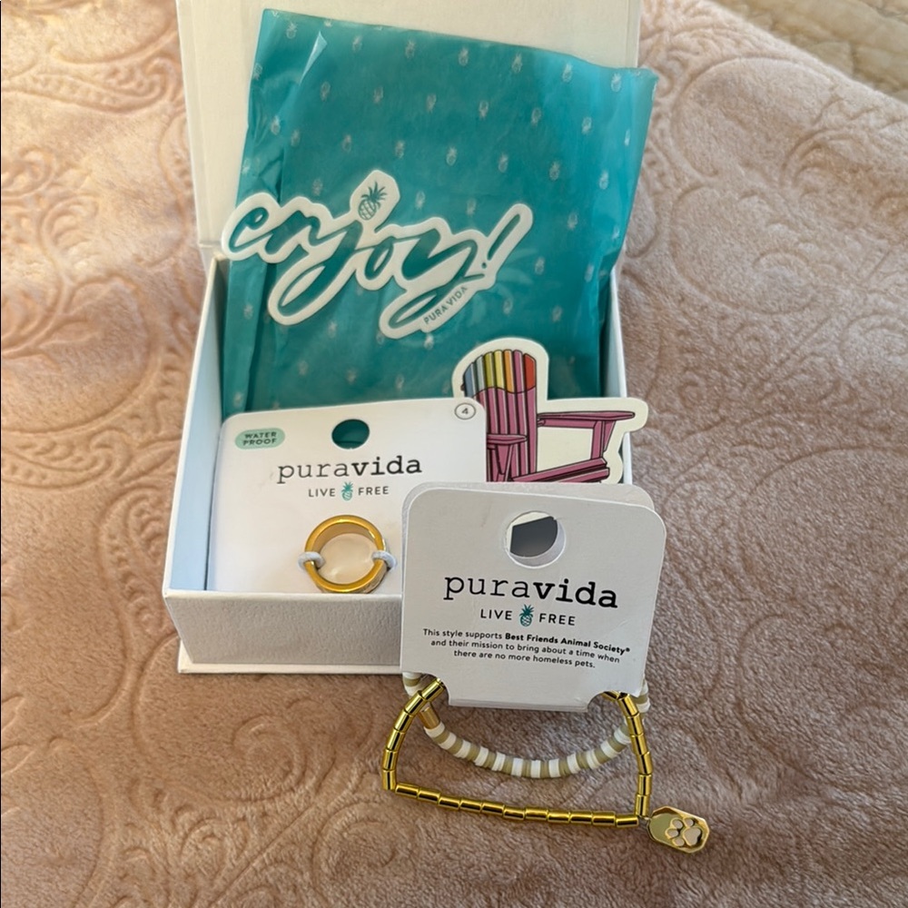Pura Vida 🍍Live Free bundle